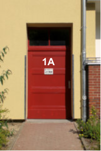 Klingel neben der Tür